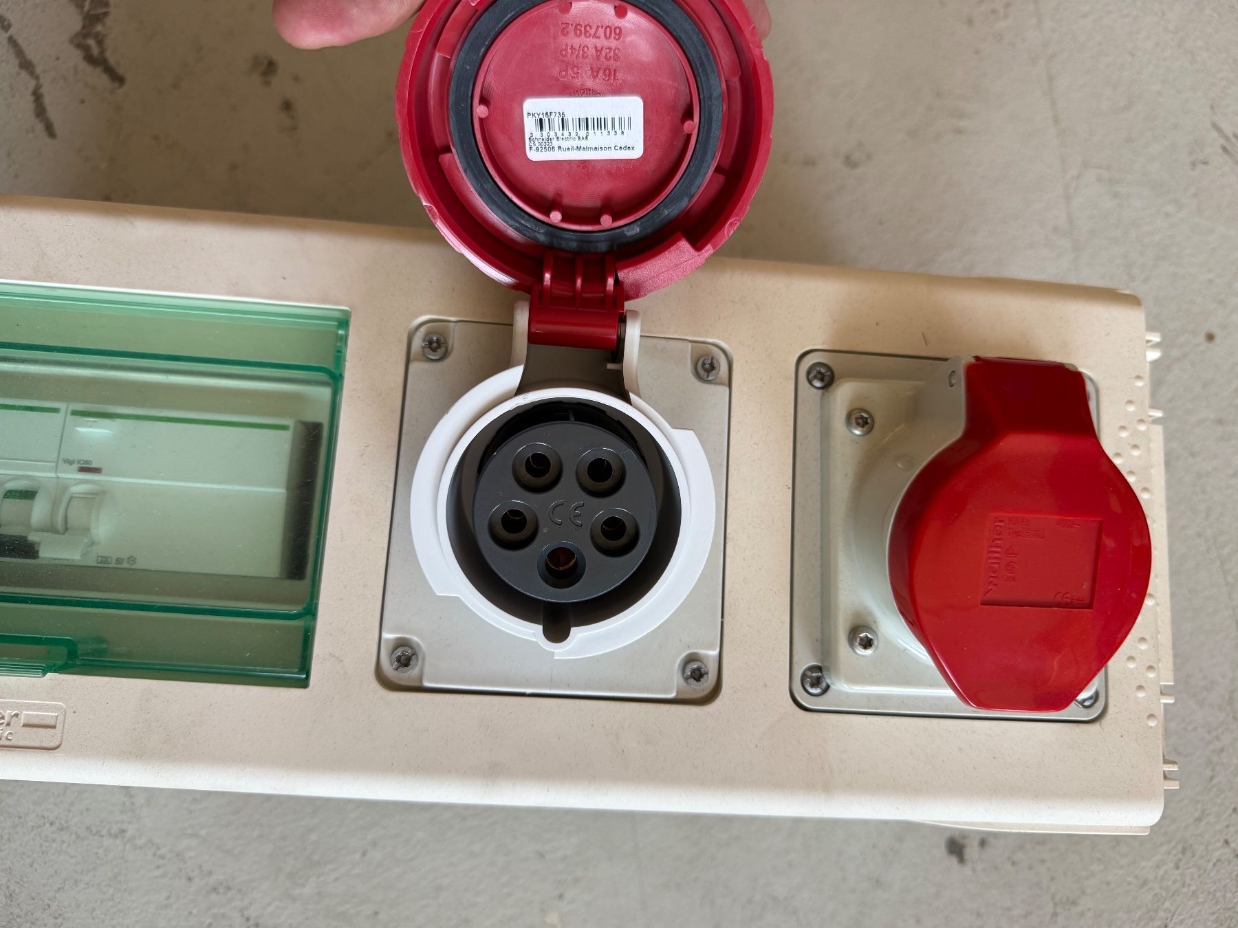 Elektrotechnik: Mobiler CEE-Stromverteiler 16A / 400V – Gebraucht aus Egliswil von inf_6b5f 3