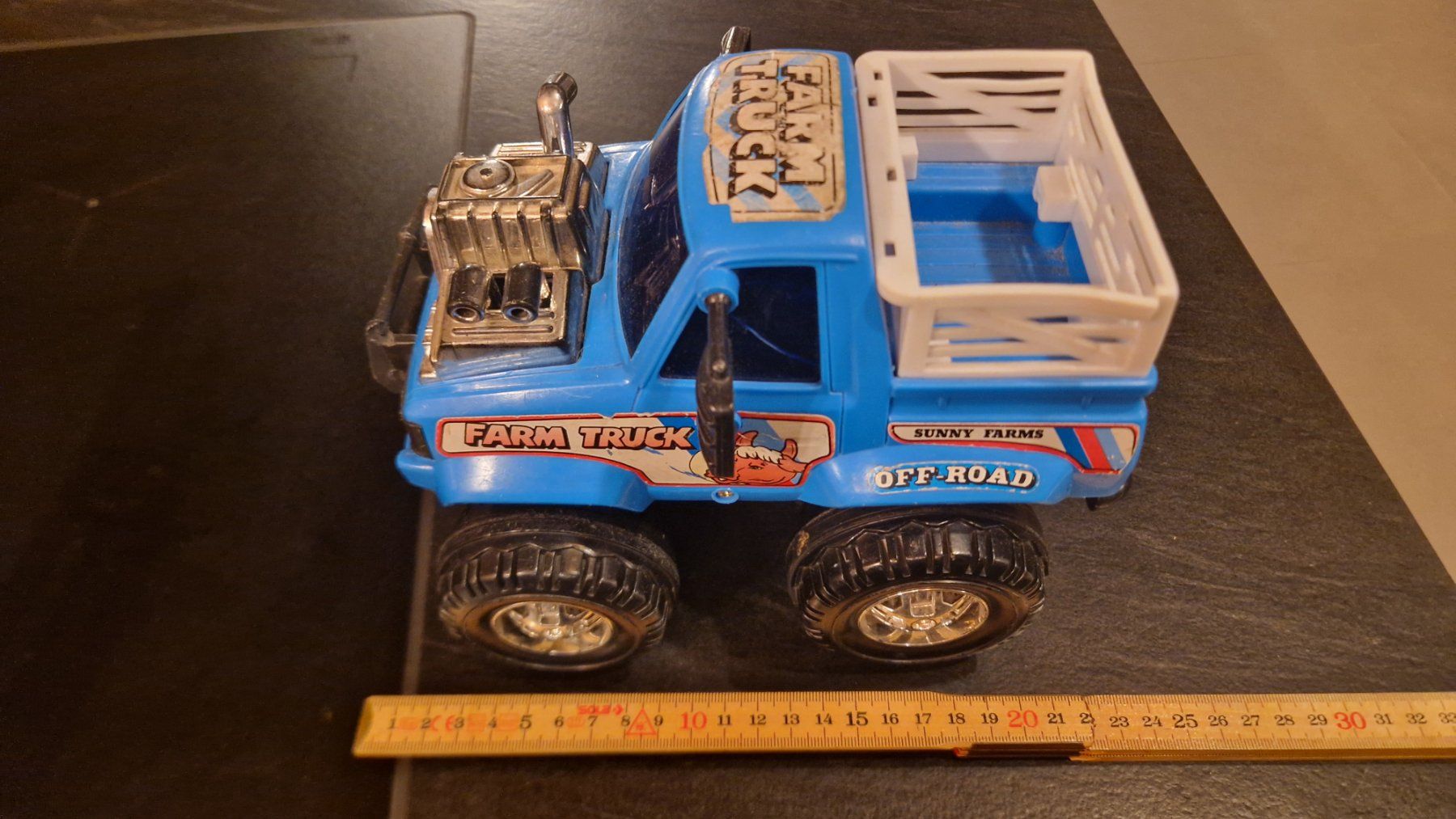 Spielzeuge: Truck – Gebraucht aus Linthal von nat_gp2j