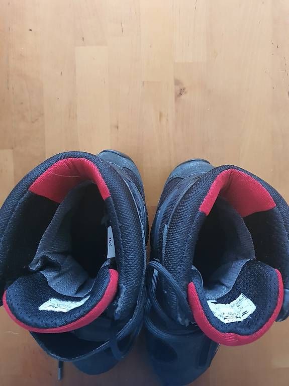 Scarpe da uomo: Töffschuhe Gr. 40 – Usato da Uttigen venduto da secret13 1