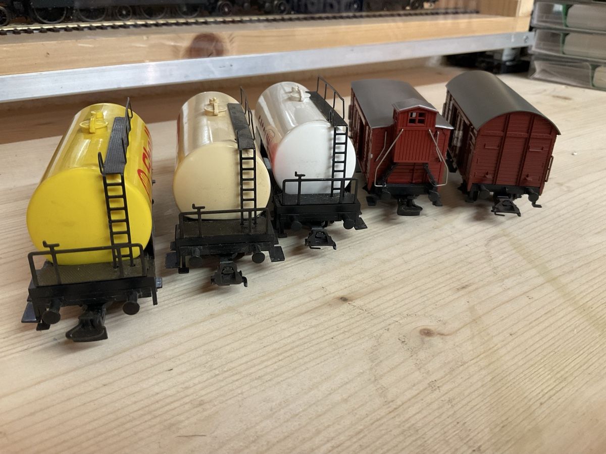 Märklin Modellini di ferrovie: 5 x Güterwagen  – Nuovo (secondo la descrizione) da Wald ZH venduto da Sbbemilio 8