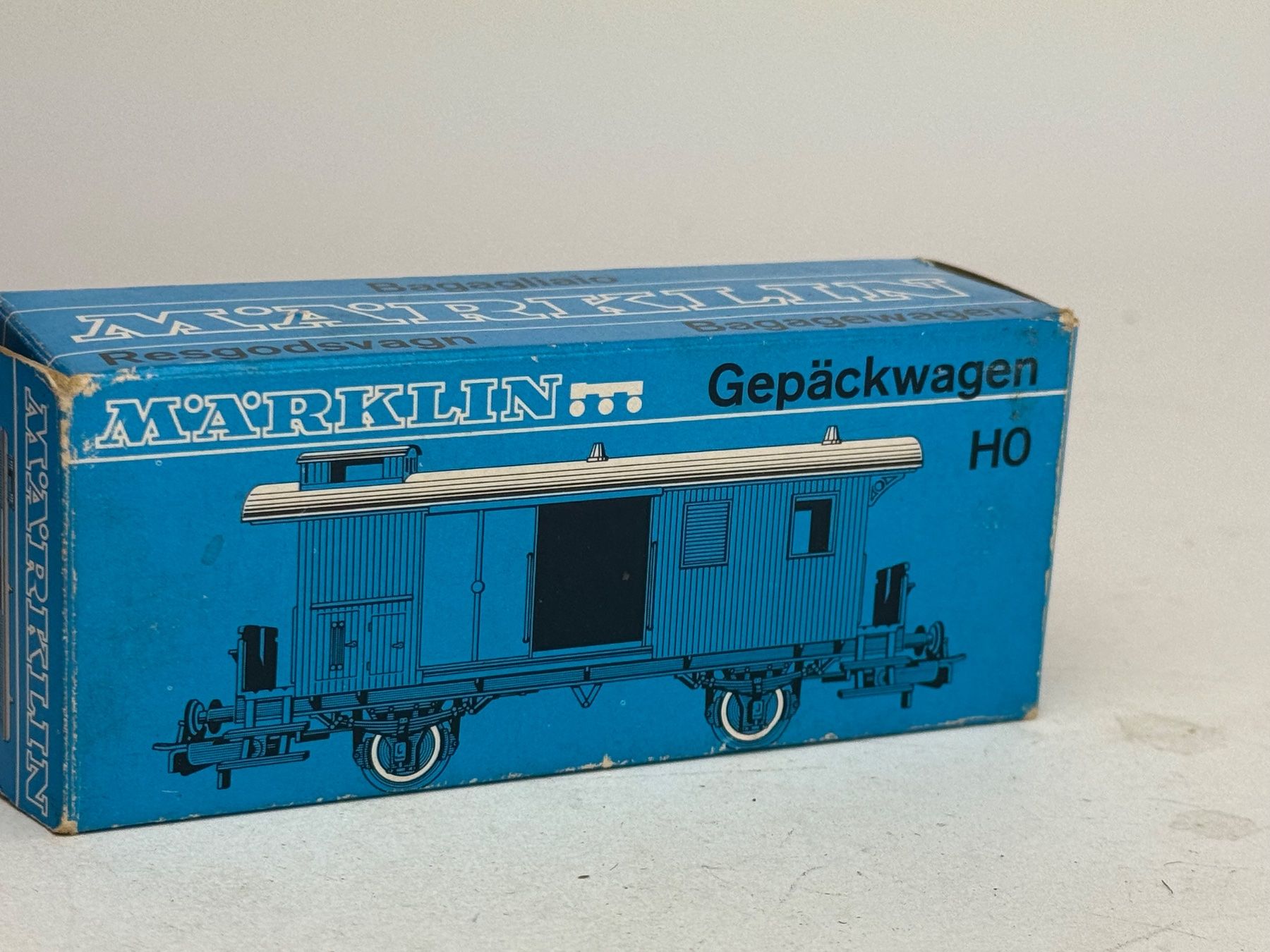 Märklin Modellini di ferrovie: EX-  Märklin Gepäckwagen 4008 – Usato da Elm venduto da Wikmtz 4