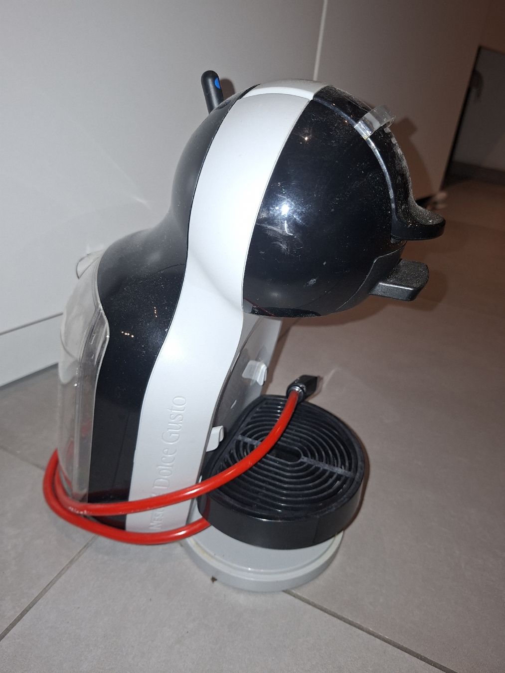 Nescafé Macchine per caffè & Macchine per espresso: Kapselmaschine Dolce Gusto  – Usato da Wynau venduto da Marichuy_33 1