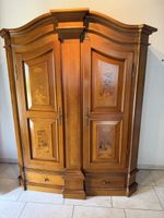 Antiker Schrank ab 1.-CHF