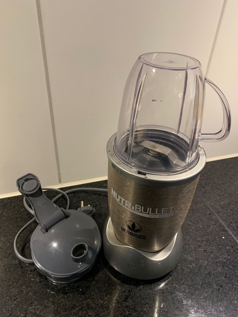 Nutribullet Elettrodomestici da cucina: NutriBullet 900 Series – Usato da Suhr venduto da val_8ykz 2
