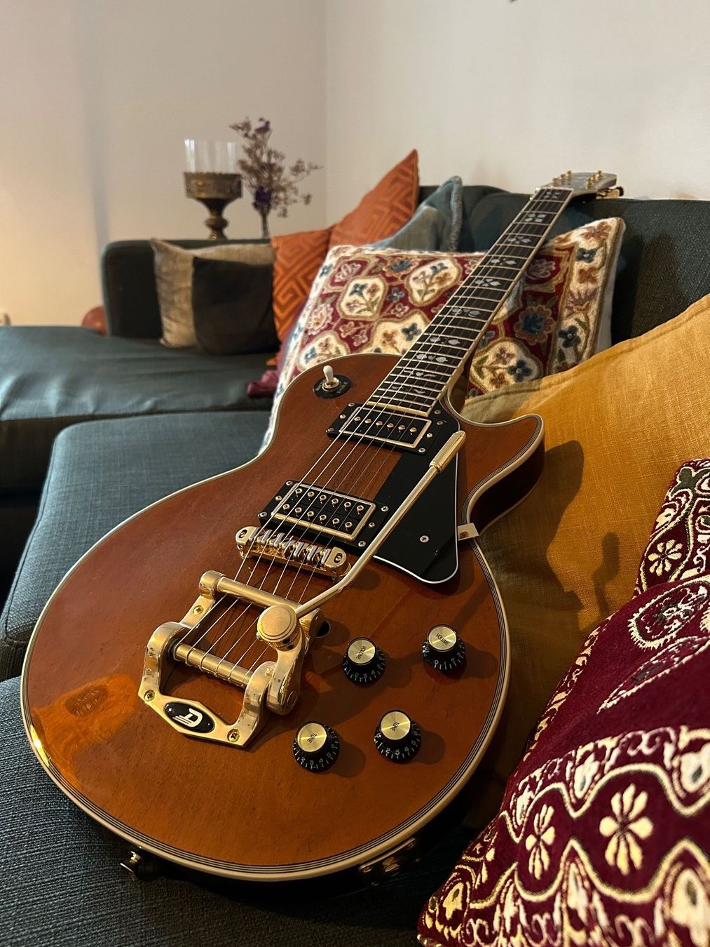 Epiphone Strumenti musicali: Epiphone Les Paul Lee Malia Custom Modified – Usato da Luzern venduto da 6000Ma