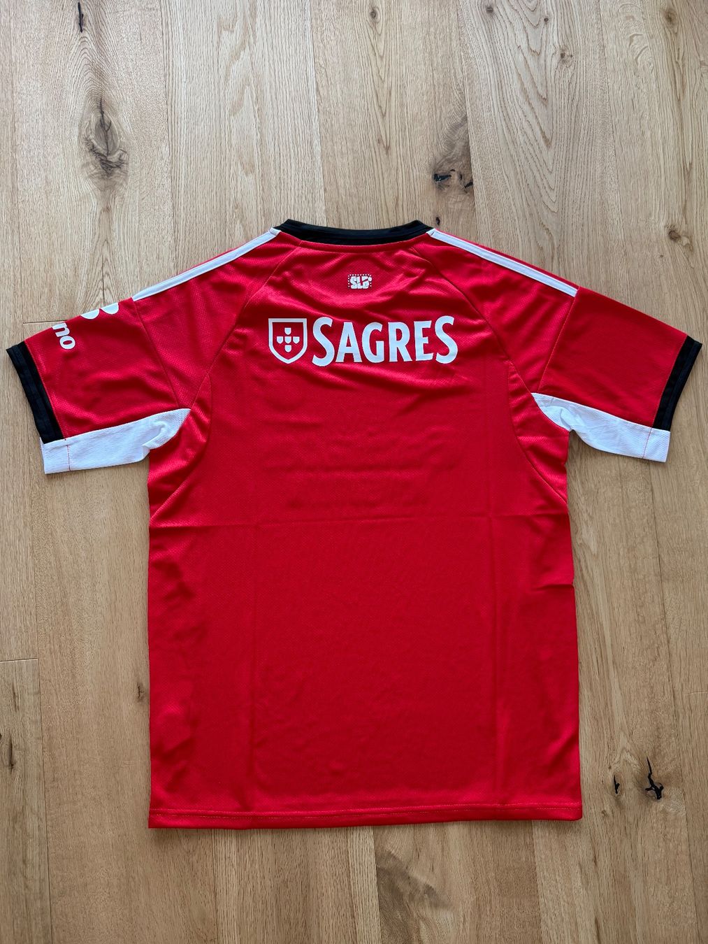 Canottiere & Pantaloni: SL Benfica Trikot NEU – Nuovo (secondo la descrizione) da Grenchen venduto da nicus_aveiro 1