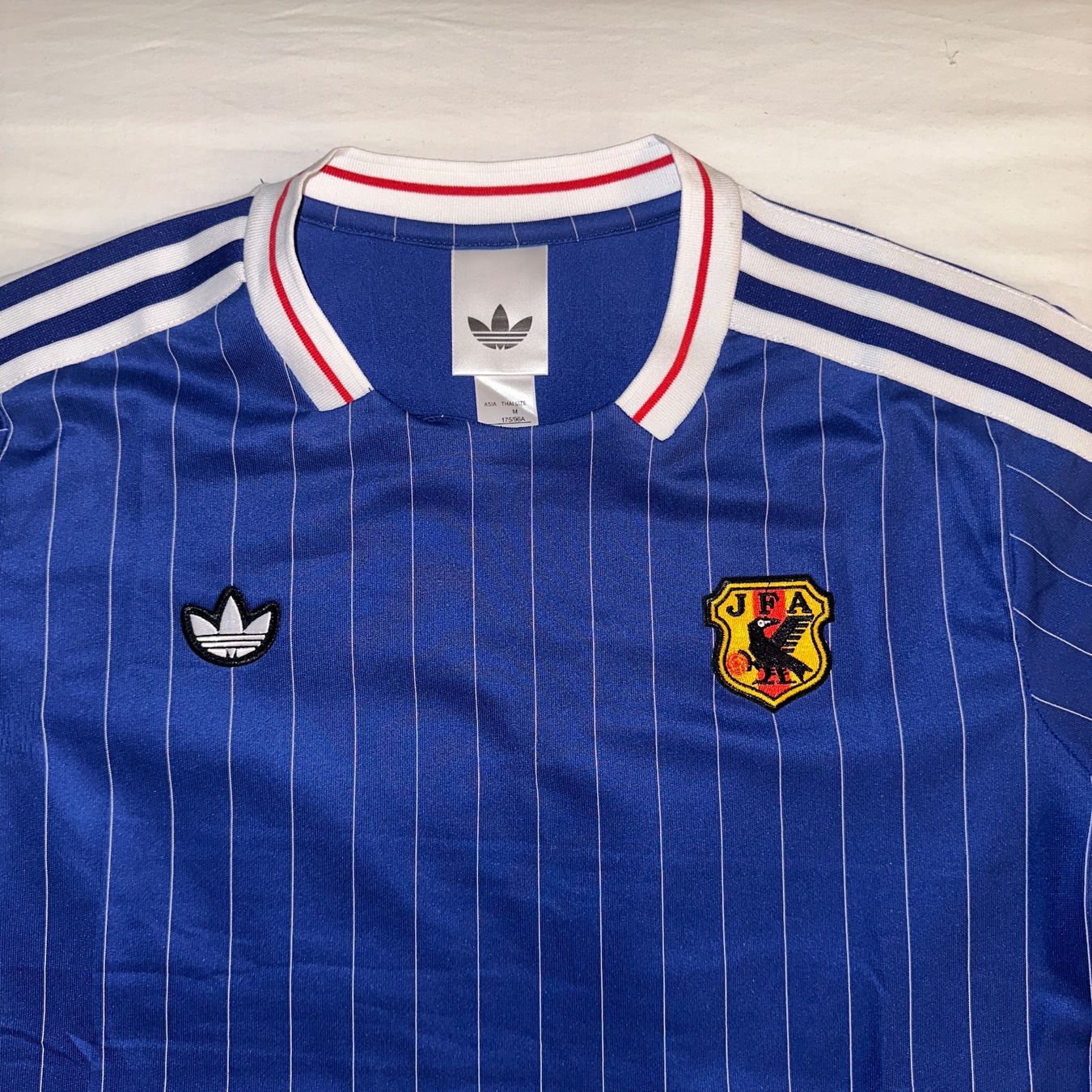 Adidas Canottiere & Pantaloni: Adidas Japan Trikot Grösse M – Nuovo (secondo la descrizione) da Liestal venduto da tha_dg6j 1