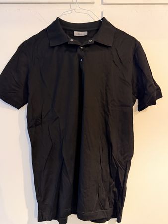 Polo nera Karl Lagerfeld, taglia L - Perfetta estate!