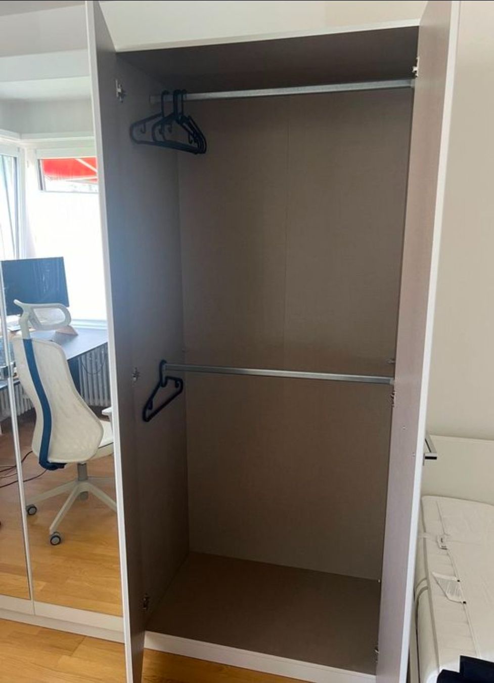 Ikea Armadi: Ikea wardrobe/closet – Usato da Zürich venduto da mar_8sbw 2