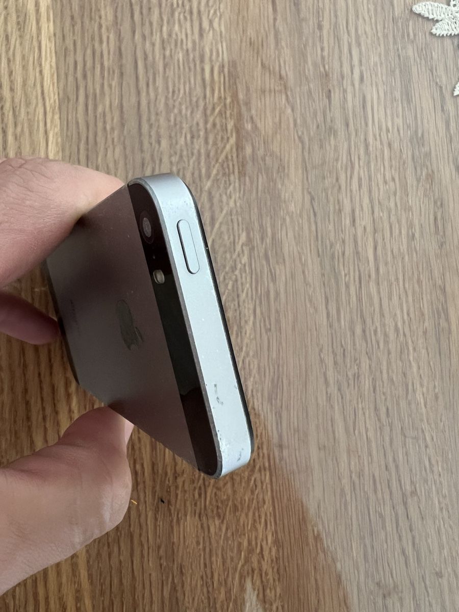 Apple Handys / Smartphones: Iphone SE A1723 64 GB – Gebraucht aus Basel von La.Bonne.affaire 2