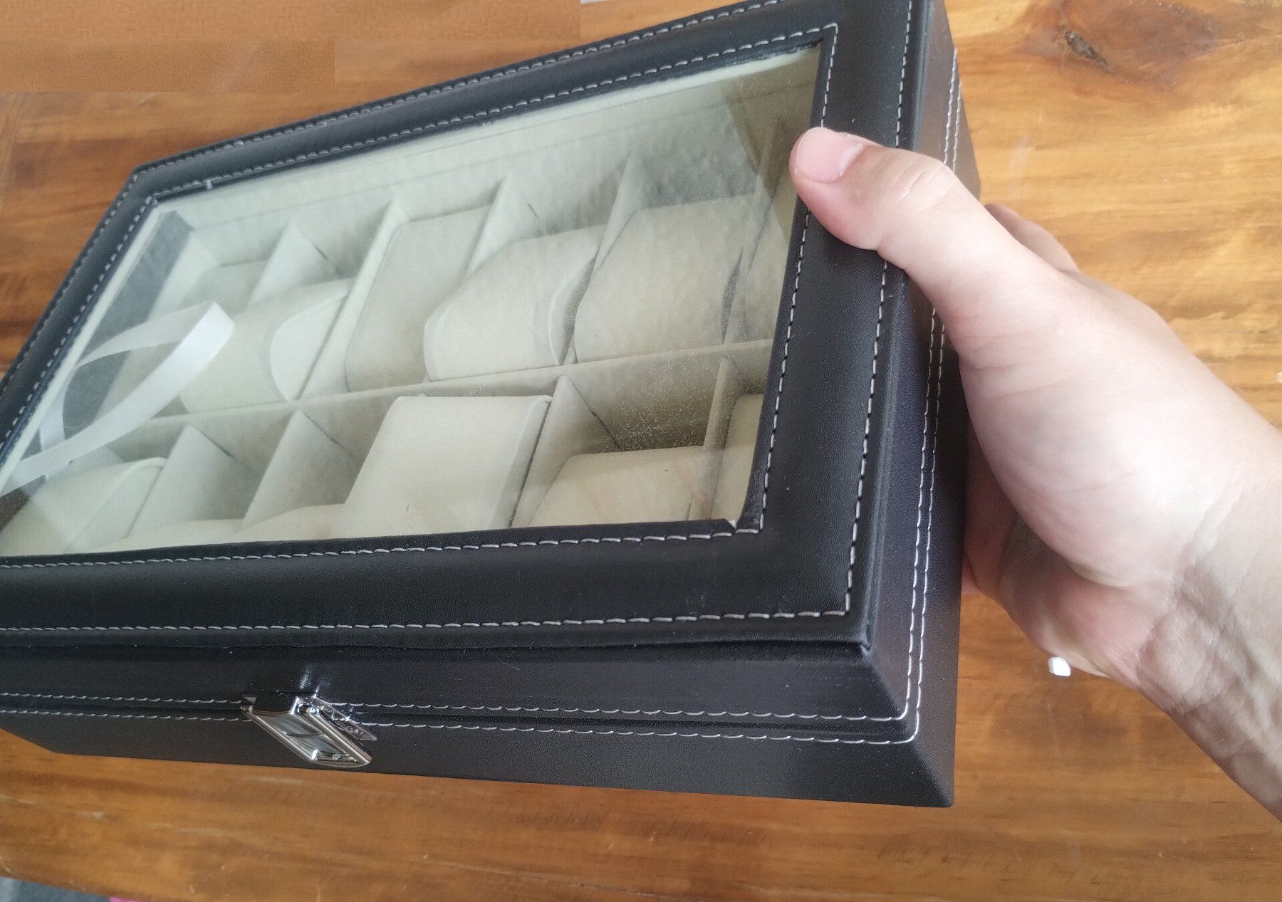Uhrenboxen: Uhrenbox für 12 Uhren PU Leder – Neu und originalverpackt aus Lausanne von WATCH-WORLD 8