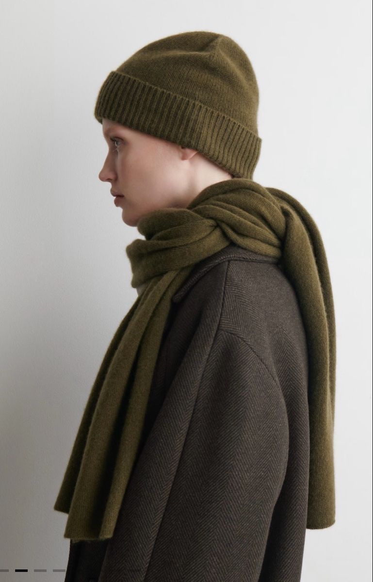 Cos Foulard & Sciarpe: Cos cashmere scarf – Nuovo e nell'imballaggio originale da Schönried venduto da theapplew