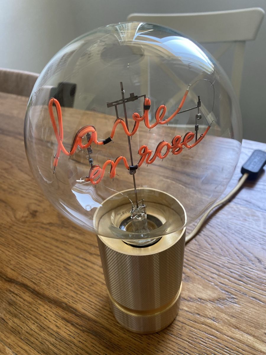 Tutte le decorazioni: Lampe néon décorative "La vie en rose" – Nuovo (secondo la descrizione) da Lausanne venduto da sebrep 3