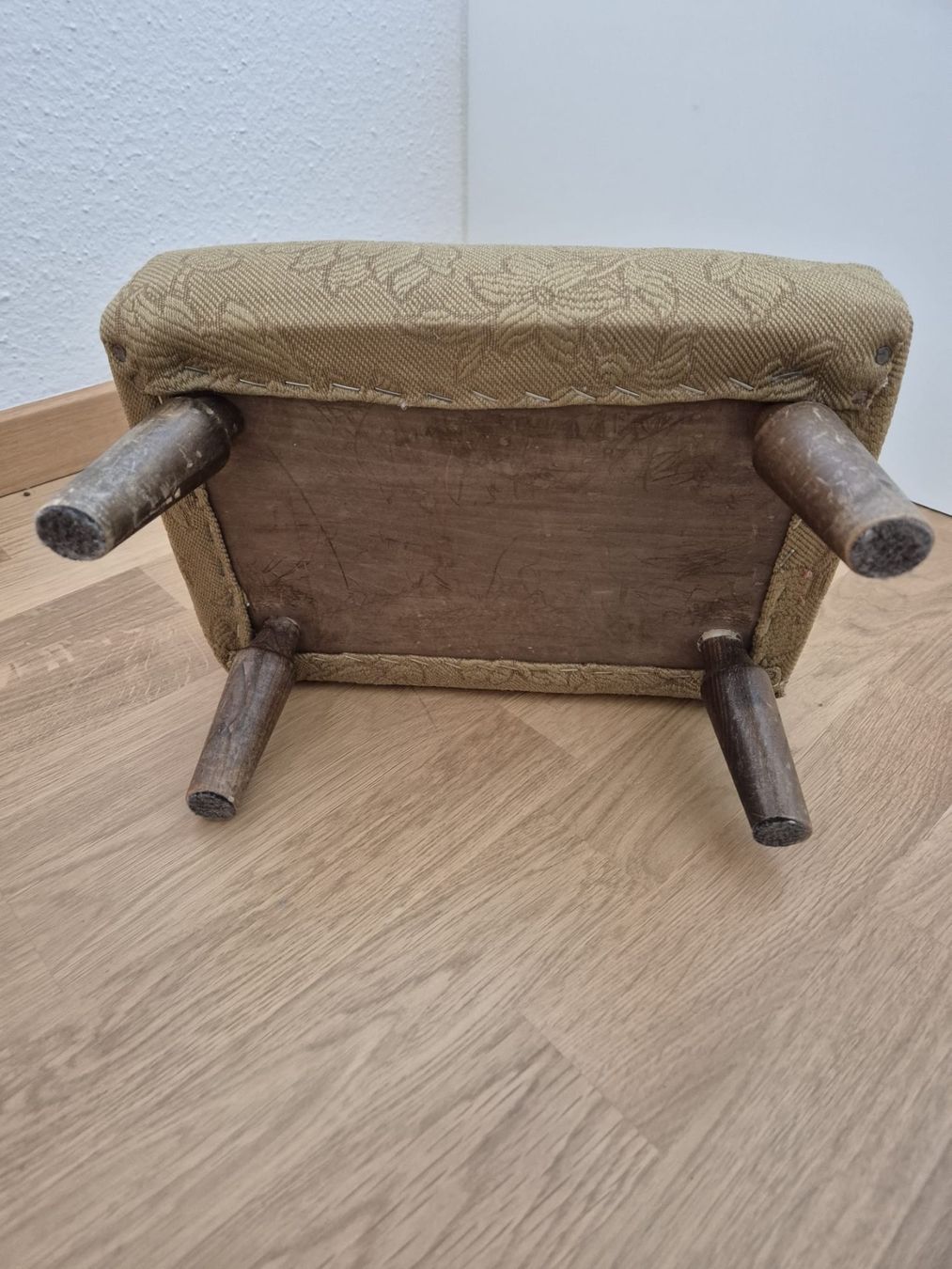 Hocker: Fusshocker – Gebraucht aus Fischbach-Göslikon von roger301272 2