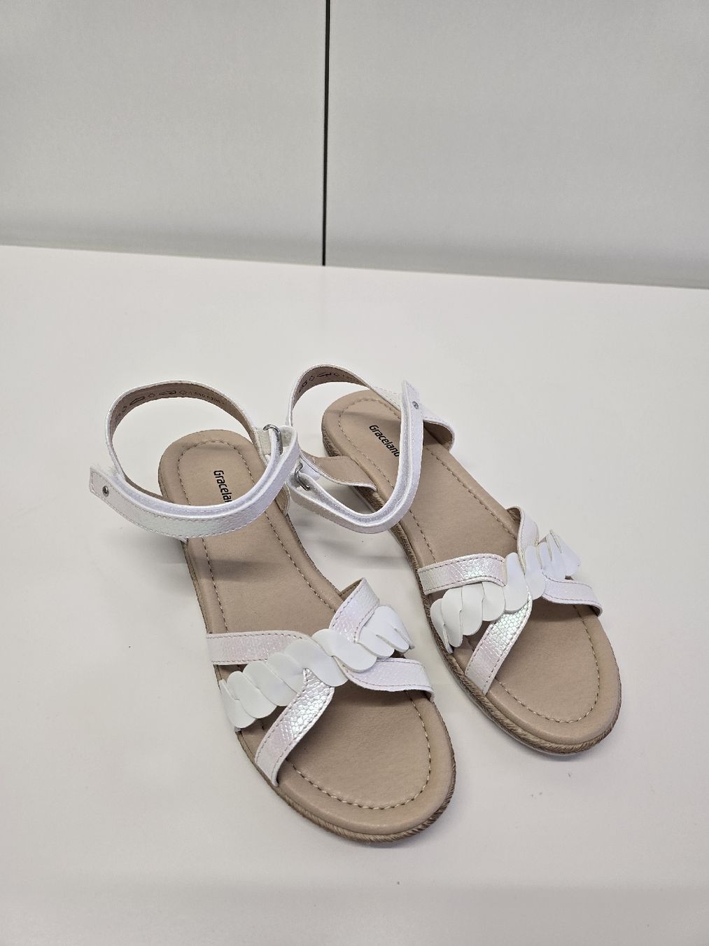 Graceland Scarpe per ragazze: Mädchen Graceland Sandalen Gr.37 NEUE – Nuovo (secondo la descrizione) da St. Gallen venduto da CAPYCORP