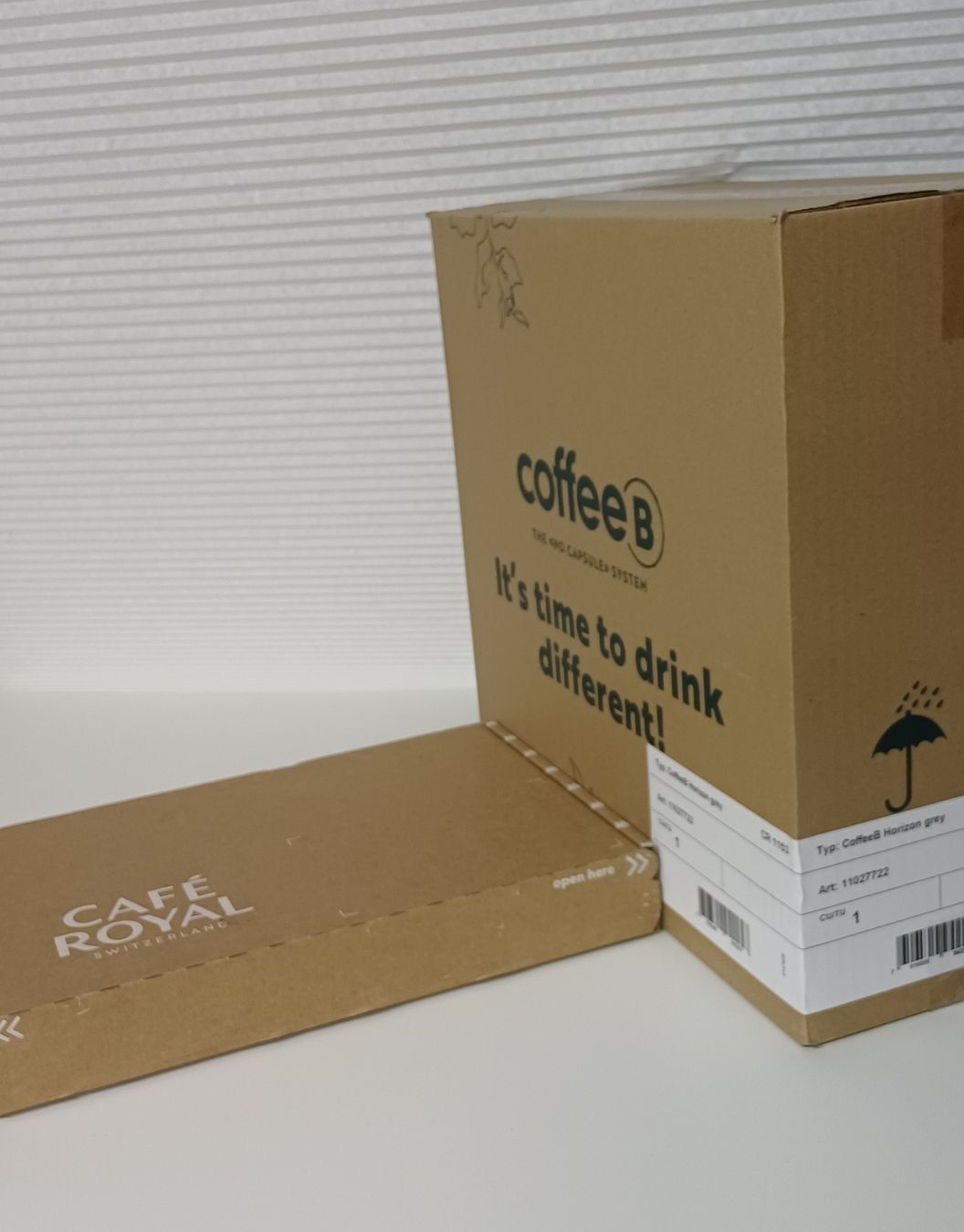 Coffee B Macchine per caffè & Macchine per espresso: Coffee B Horizon Grey Kaffeemaschine – Nuovo e nell'imballaggio originale da Grosswangen venduto da Geschenkberatung