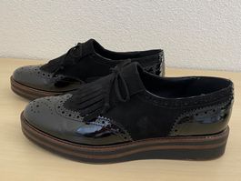 Halbschuhe schwarz mit Lackleder Grösse 38 Topzustand