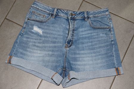 Tolle Jeansshorts Gr.38-40 NEU