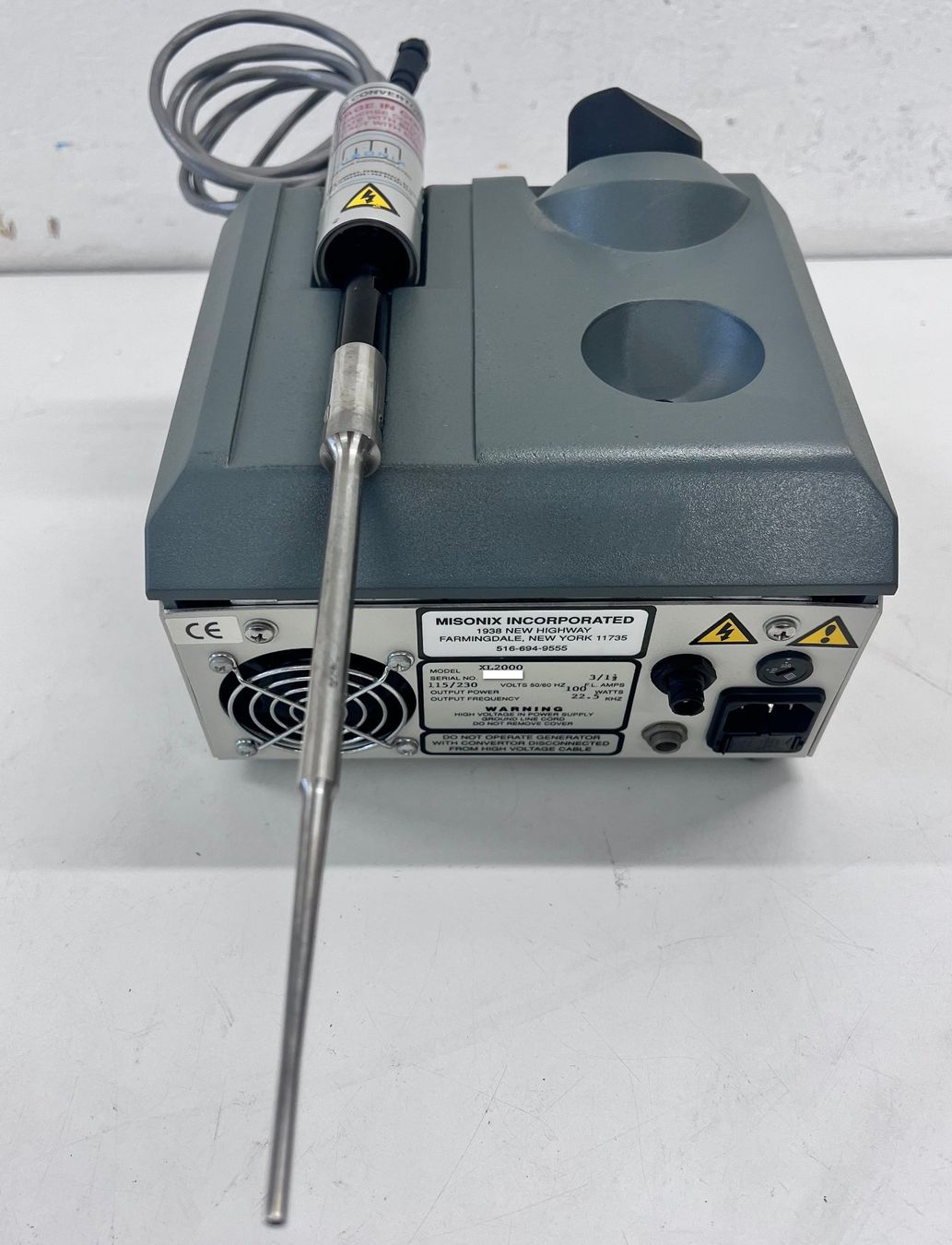 Accessori da laboratorio: Misonix XL-2000 Microson Ultrasonic Cell Disruptor – Usato da Niederdorf venduto da LeptonAG_Labor 3