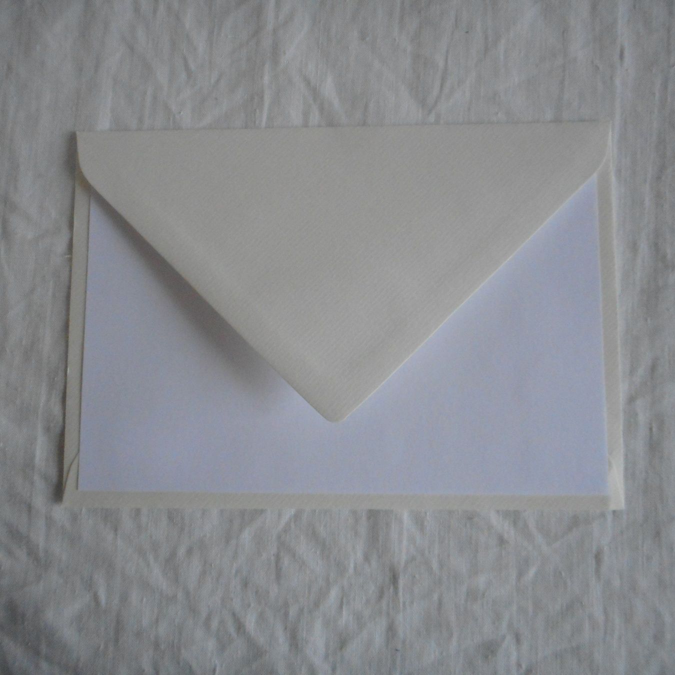 Cartoline postali: Kunstkarte - Dieter Hecht – Nuovo e nell'imballaggio originale da Niederlenz venduto da Berghem 2
