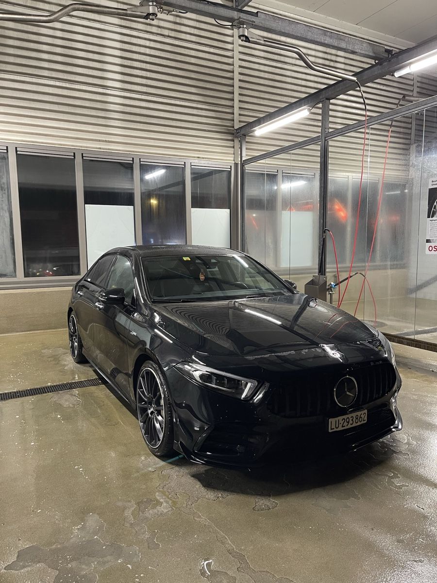 Mercedes-Benz Automobili: Mercedes A35 Amg Limousine – Nuovo (secondo la descrizione) da Luzern venduto da lil_zd5g