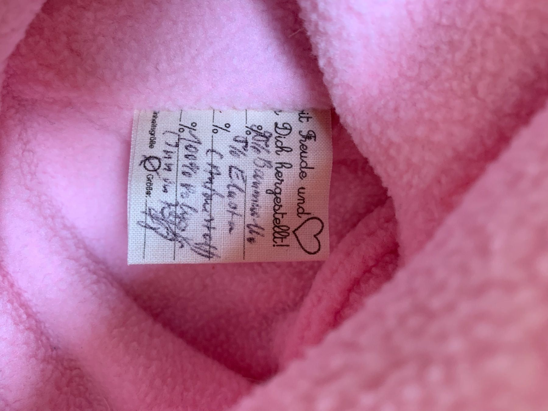 Altro abbigliamento per bambina: 2 rosa Kinderkappen handmade – Usato da Ettingen venduto da Echoo 1