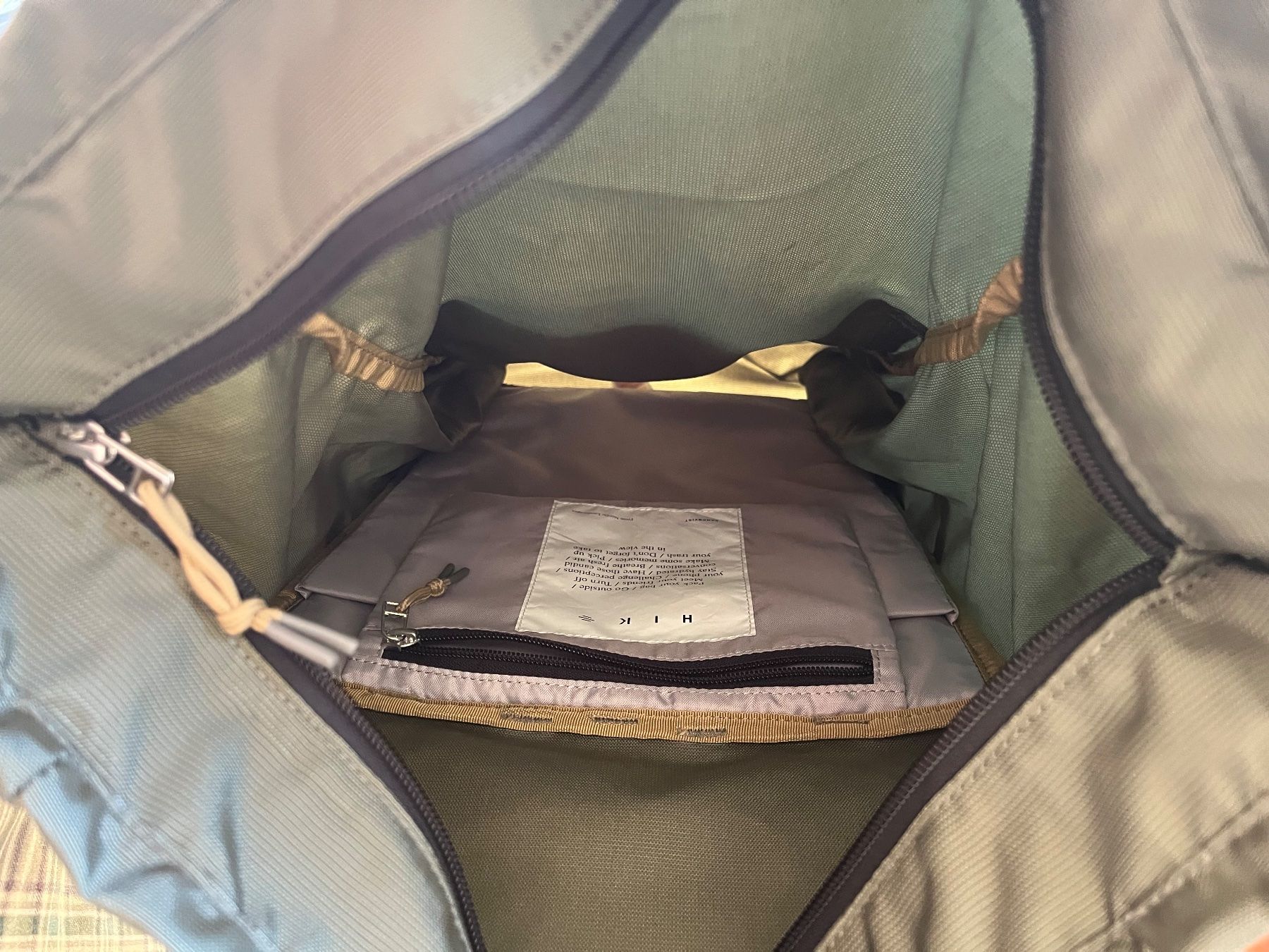 Sandqvist Zaini: Sandqvist Forest Hike Rucksack – Nuovo (secondo la descrizione) da Zürich venduto da aerohead 2