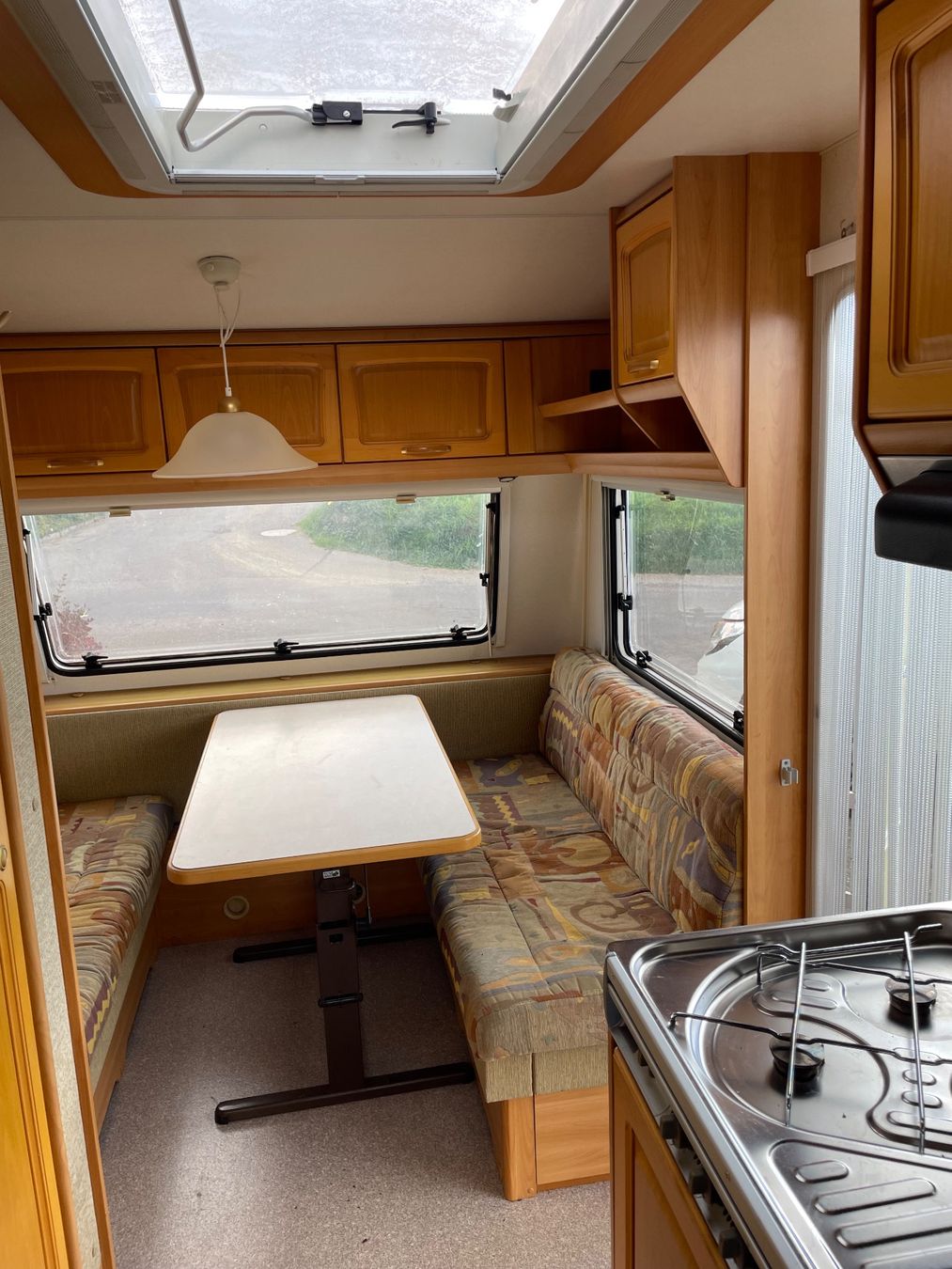 Rimorchi: Wohnwagen Knaus Azur 490 – Usato da Bäretswil venduto da 880alfred 3