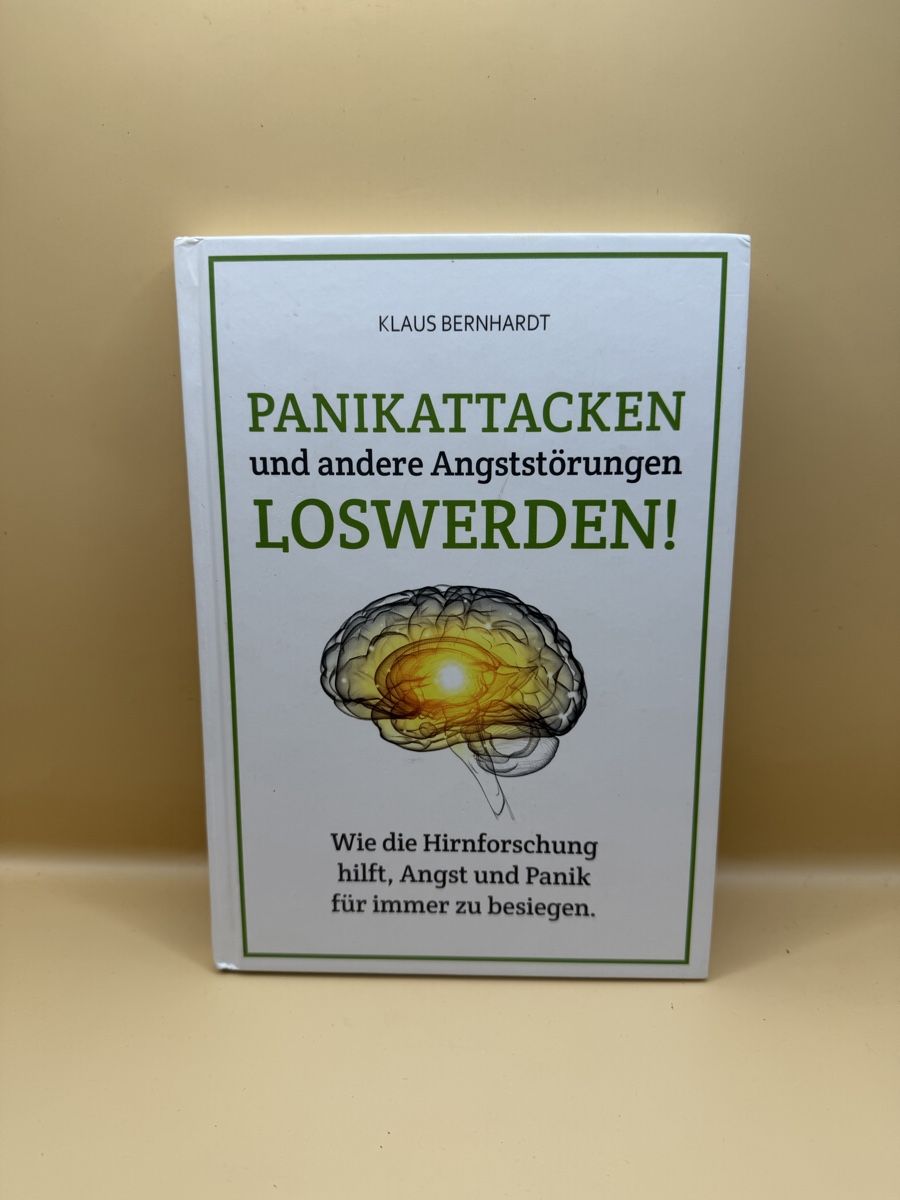 Libri: Panikattacken und Angststörungen loswerden – Usato da Genève venduto da sho_67qj
