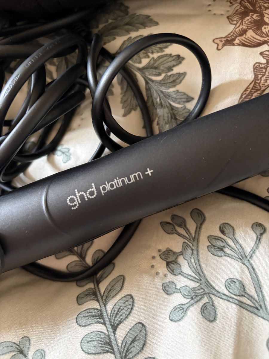 GHD Piastre & Arricciacapelli: GHD Platinium Plus Haarglätter – Usato da Basel venduto da Brunner.T 5