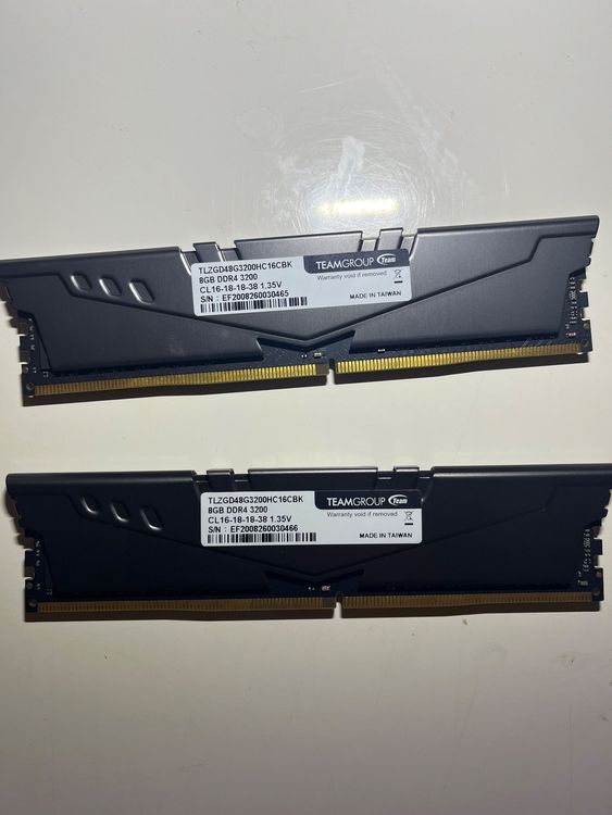 Mémoire RAM Team Group T-Force Vulcan Z DDR4 3200 MHz PC4-25600 8 Go