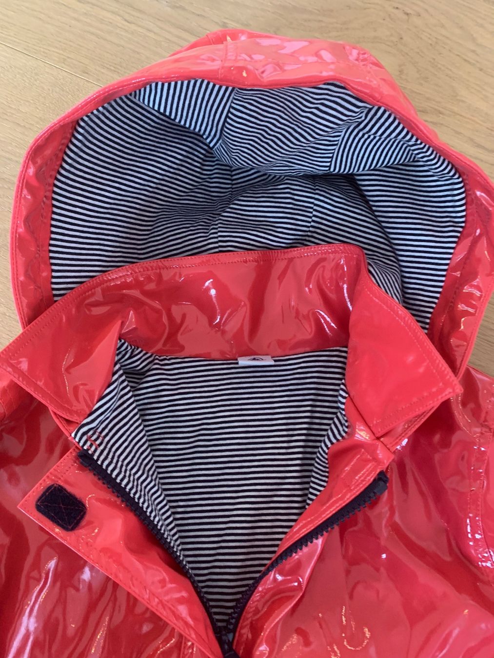 Petit Bateau Jacken & Mäntel: NEU Petit Bateau-Regenjacke, Gr.116 – Neu und originalverpackt aus Eglisau von vfe7 2