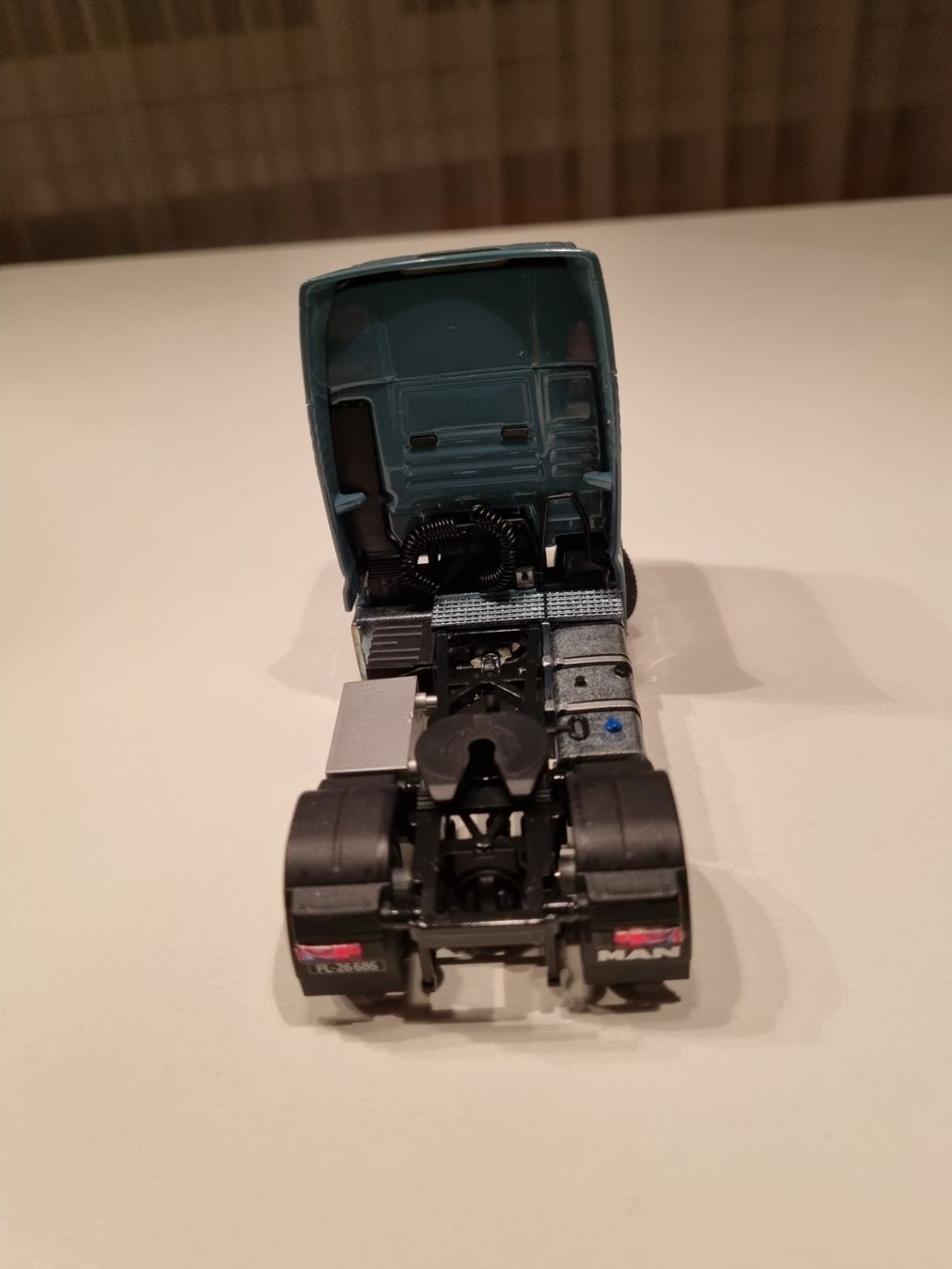 Tekno Kit di modellismo & Modellini statici: TEKNO Lastwagen Planzer 1:50 – Usato da Gossau SG venduto da freighttrain 3