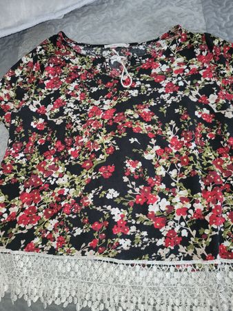 LCN & ANGEL Damen Sommerbluse Gr. S - schwarz rot gemustert