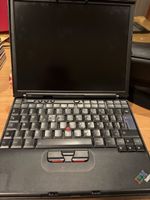 PC IBM THINK PAD AVEC BASE