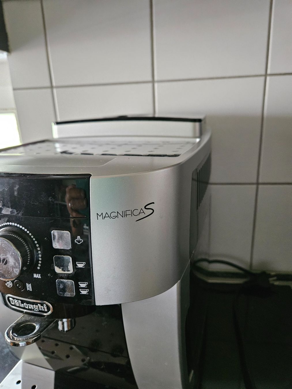 De'Longhi Kaffeemaschinen & Espressomaschinen: Delonghi Manifica S – Defekt aus Landquart von Snug01 1