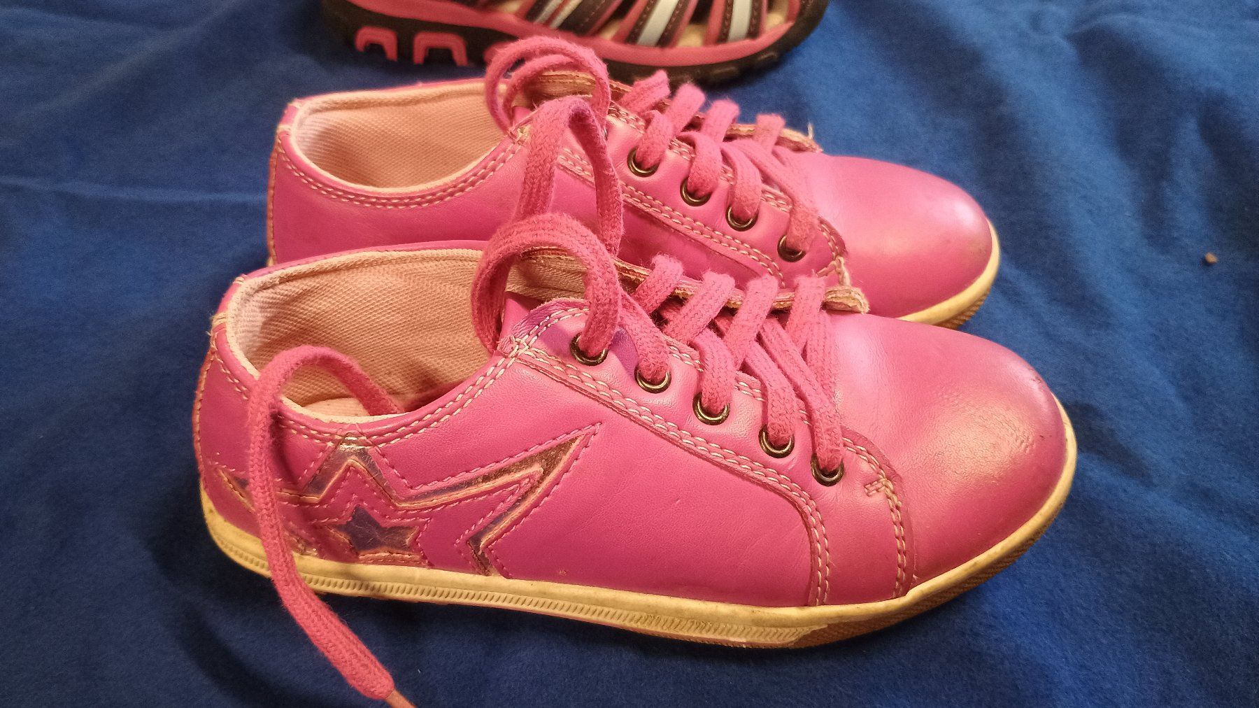 Scarpe per ragazze: Schuhe Mädchen Grösse 29 – Usato da St. Gallen venduto da takalusu 3