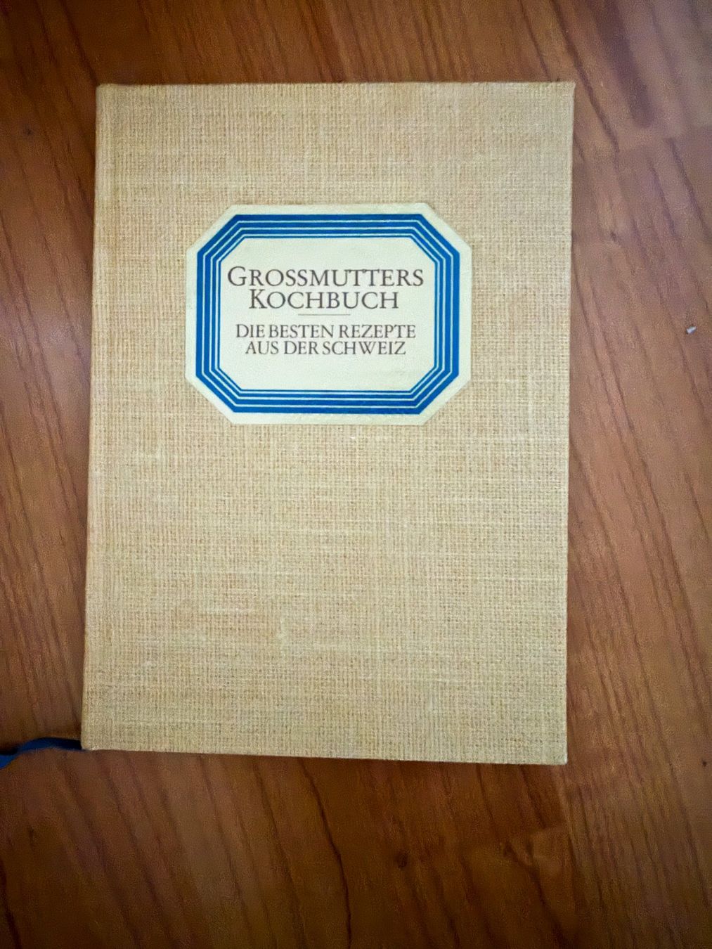 Libri: Grossmutters Kochbuch – Nuovo (secondo la descrizione) da Wängi venduto da squirrelwoman