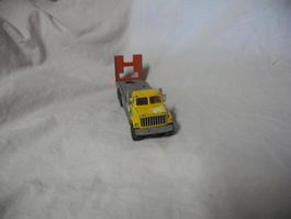 MAJORETTE  NR. 3032  ABSCHLEPPWAGEN      1:60  BESPIELT