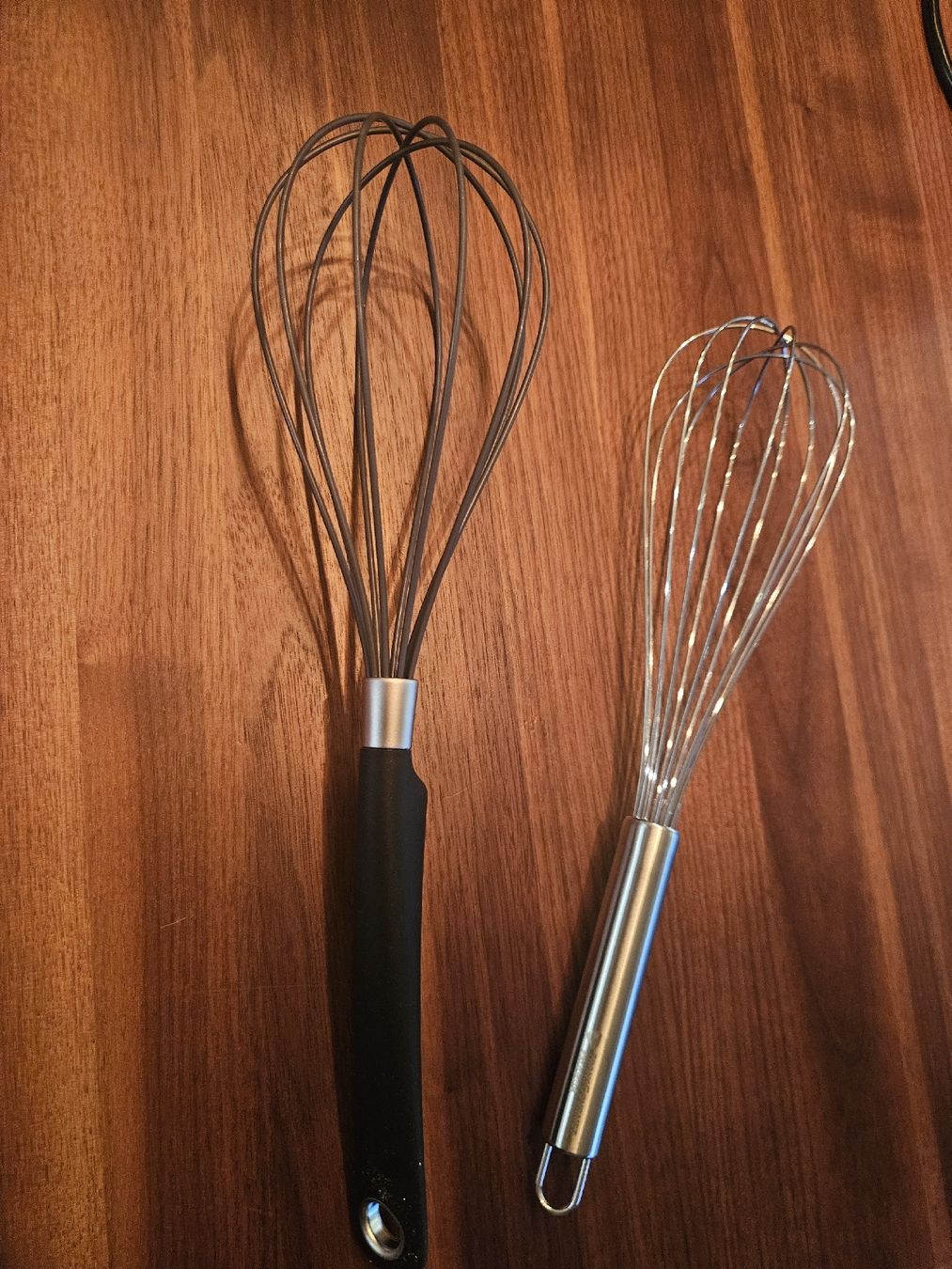 Elettrodomestici da cucina: Schneebesen Set 2 Stk. Edelstahl und Kunststoff  – Usato da Thun venduto da Deathcorequeen