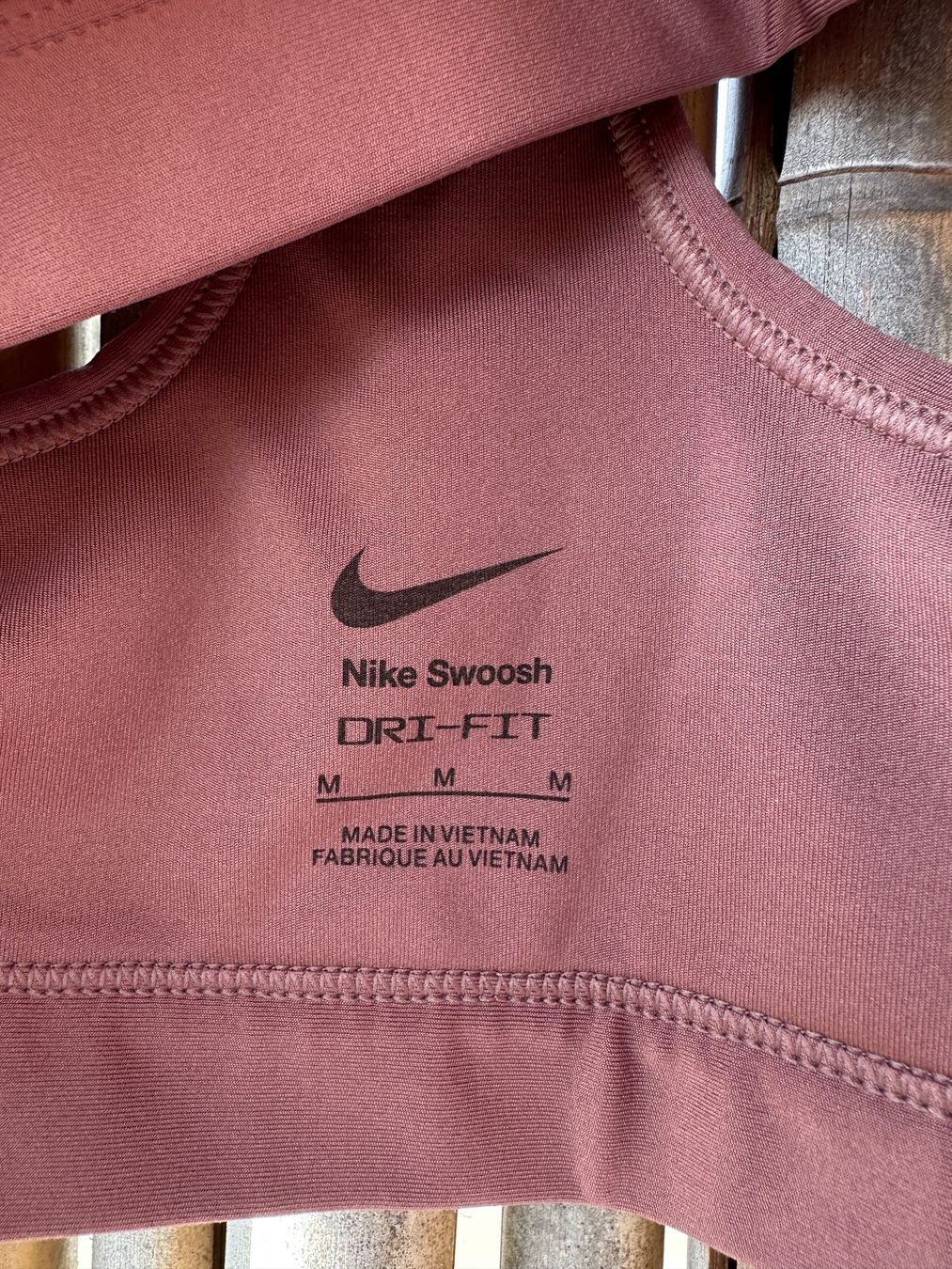 Tops: Nike Dri-FIT Sports Bra - Size M - Excellent Condition – Gebraucht aus Hausen am Albis von fra_j5bg 2