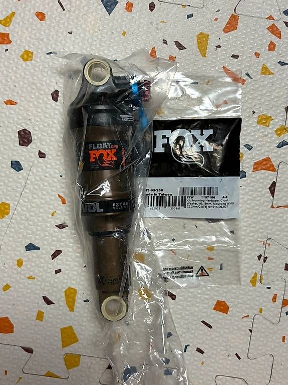 Fox Pezzi di ricambio: FOX Float DPS Factory Rear Shock – Nuovo e nell'imballaggio originale da Pregassona venduto da camus84
