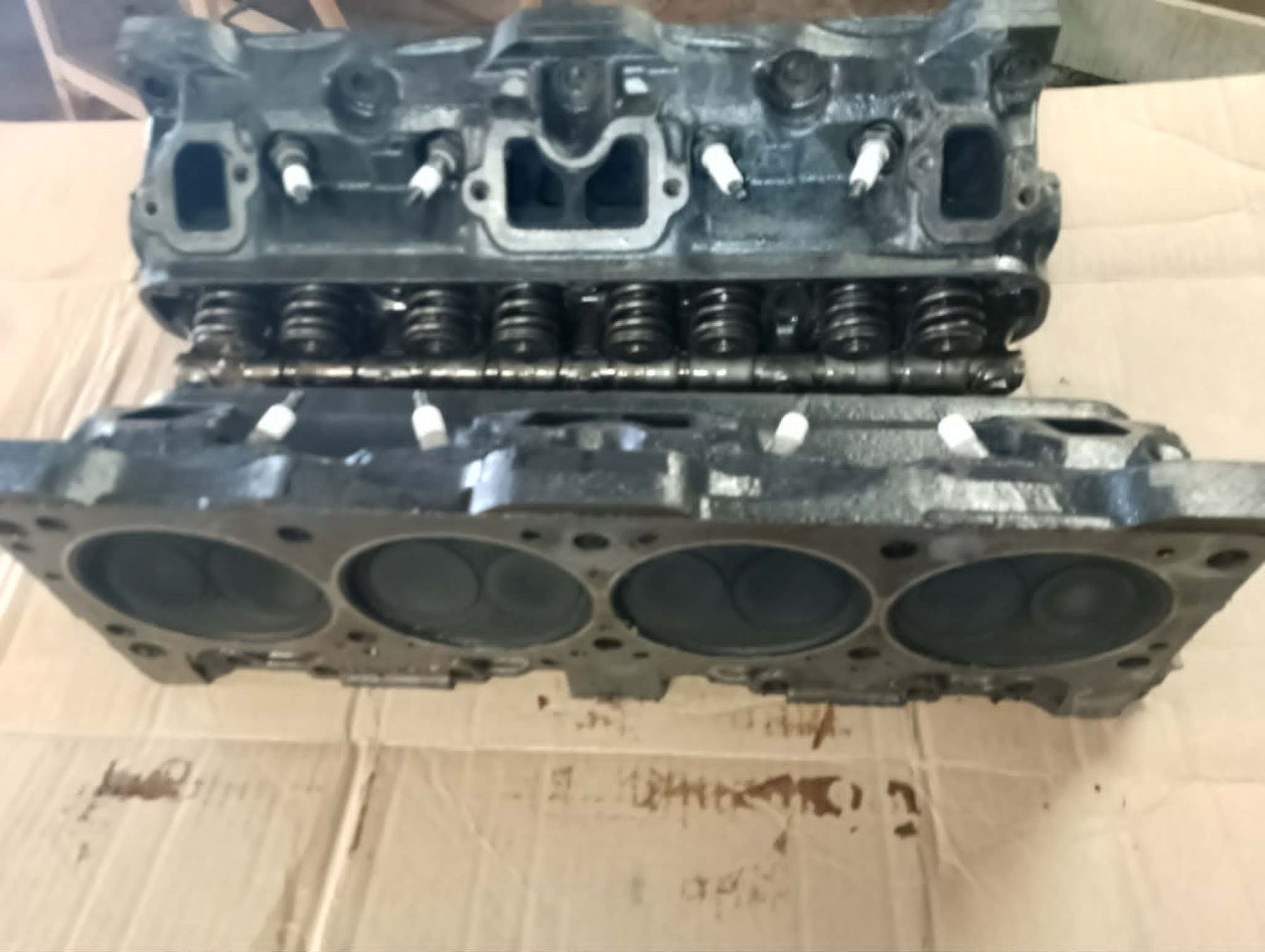 Mopar Tutti pezzi di ricambio auto: Chrysler 340 J Zylinderköpfe  Mopar – Usato da Niedergösgen venduto da usc_tt5r 7