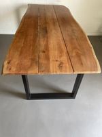 Massivholztisch Baumkante mit Metallgestell gebraucht