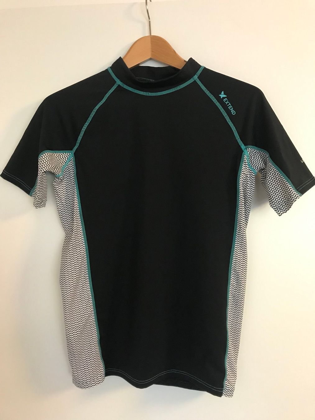 T-shirt: UVP 50+ T-Shirt, Gr. 38 – Usato da Freudwil venduto da Feenland2010
