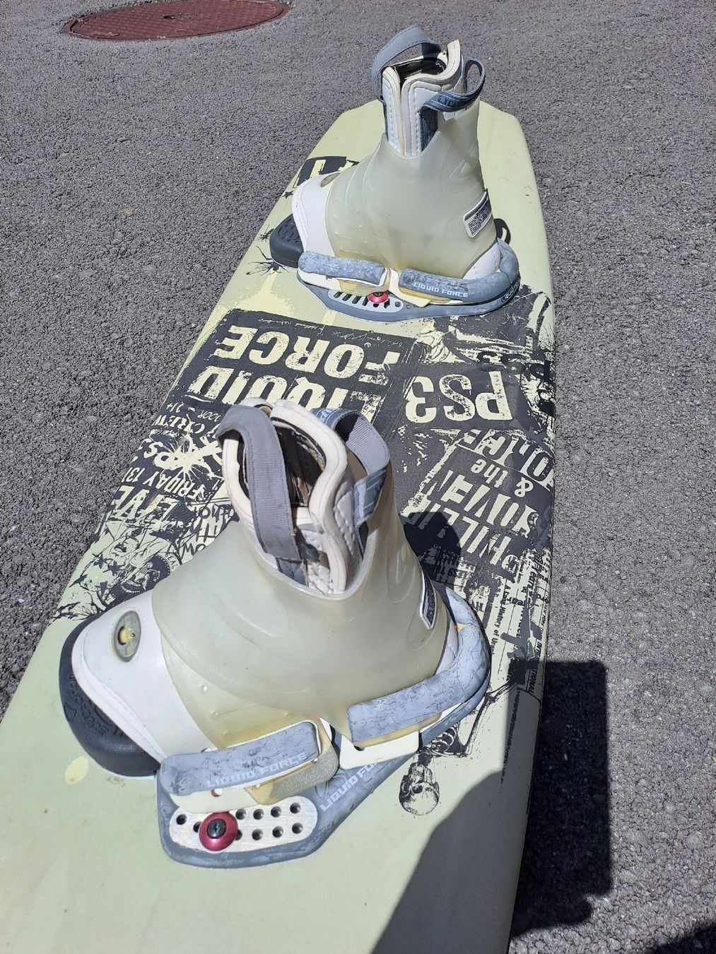 Tavole da surf e di nuoto: Altes Wakeboard – Difettoso da Meinisberg venduto da estahawai 4