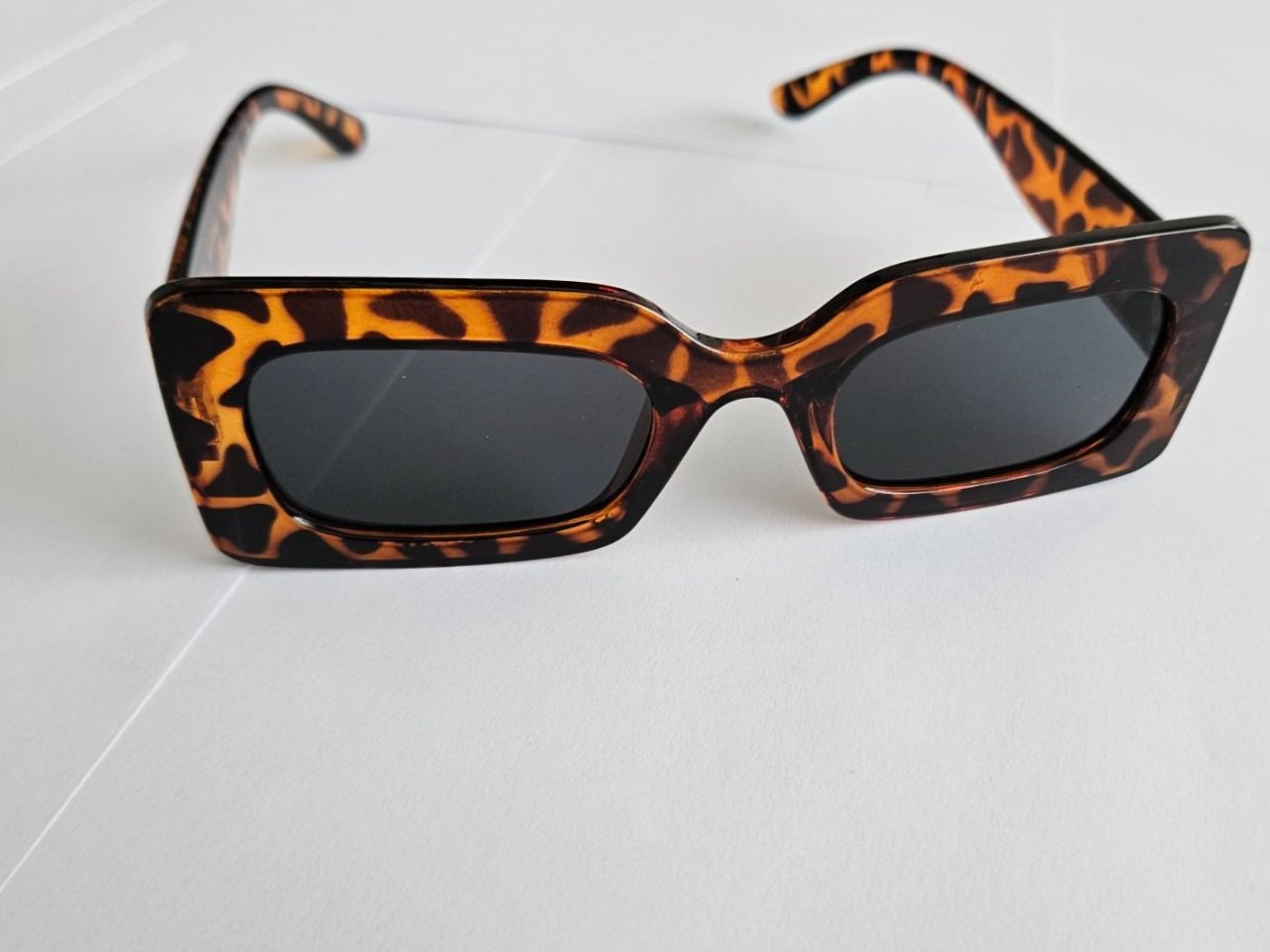 Occhiali & Lenti: Modische Damen Sonnenbrille – Nuovo e nell'imballaggio originale da Kreuzlingen venduto da RahMal 2