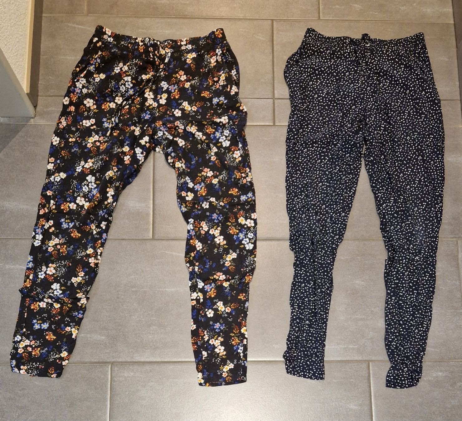 Lotti di vestiti: Kleider Gr.34 – Usato da Ohmstal venduto da wil_xp75 1
