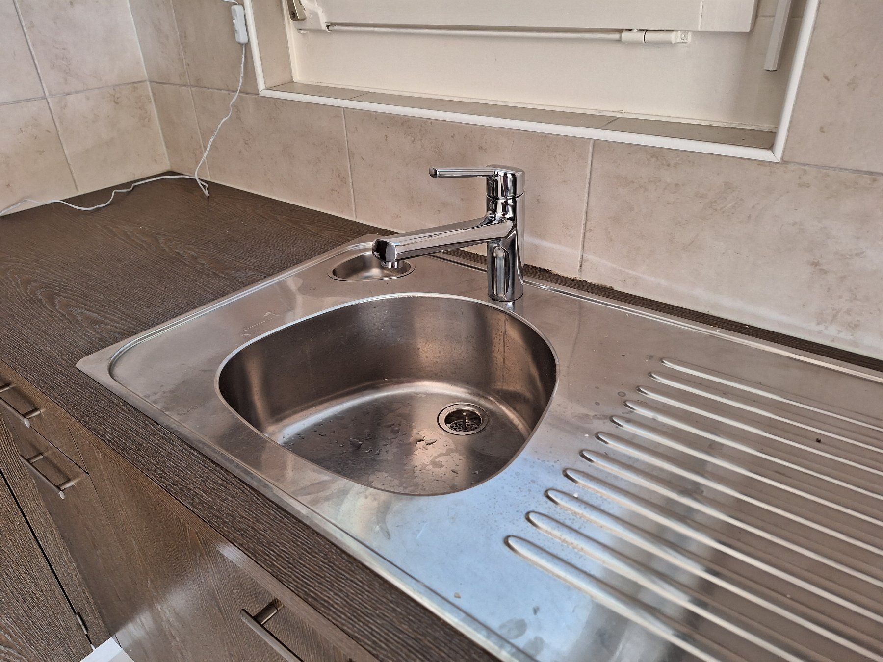 V-Zug Cucine complete: Komplette Küche ab Fr. 1.- – Usato da Horgen venduto da Kravatte 4