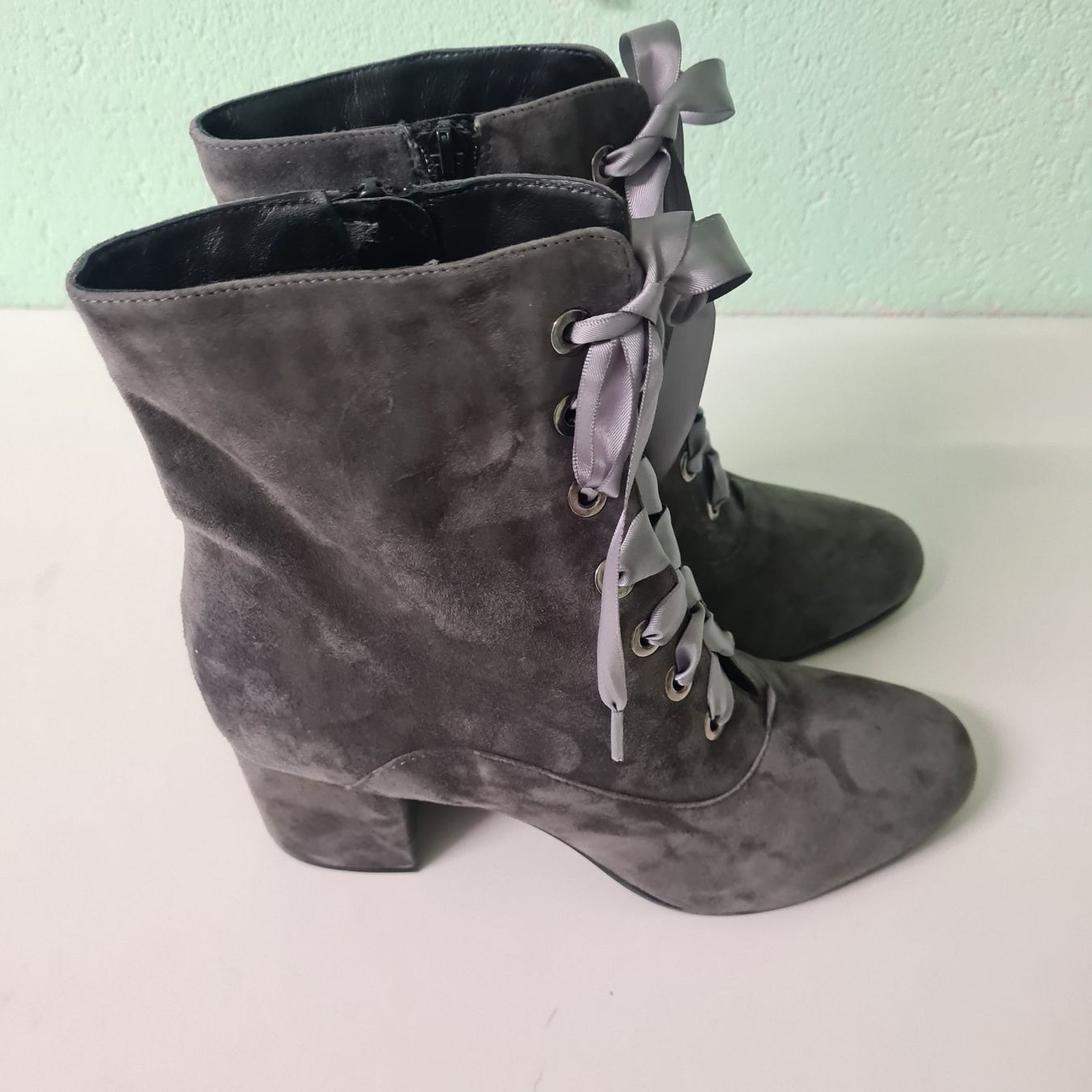 Scarpe da donna: Stiefelette grau Gr. 38 – Nuovo (secondo la descrizione) da Anglikon venduto da wba8008 1